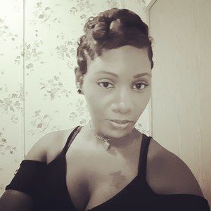 Meet your Posher, Rochelle